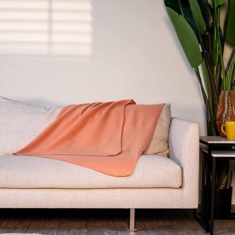 Koc polarowy 170x130 cm (koralowy) Koc polarowy 170x130 cm (koralowy)