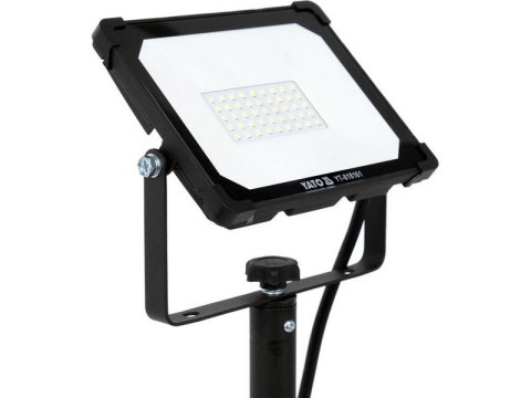 REFLEKTOR SMD LED ZE STOJAKIEM 30W 2850LM REFLEKTOR SMD LED ZE STOJAKIEM 30W 2850LM