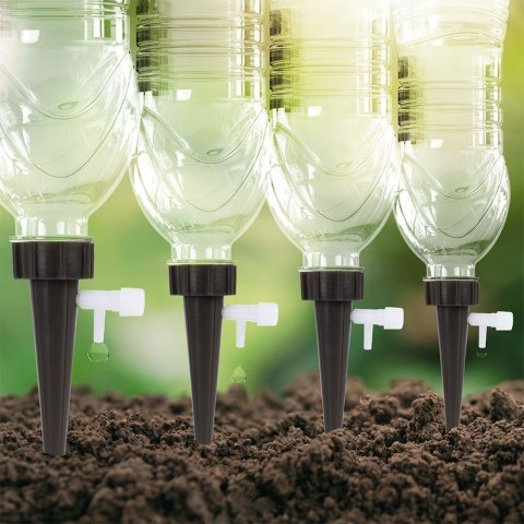 Nawadniacz do roślin kwiatów na butelkę zestaw 4 szt. Nawadniacz do roślin kwiatów na butelkę zestaw 4 szt.