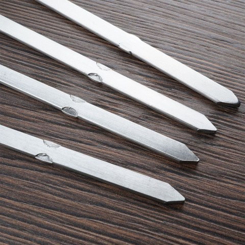 Szpikulce do szaszłyków stalowe 37 cm 4 szt. Szpikulce do szaszłyków stalowe 37 cm 4 szt.
