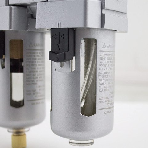 REDUKTOR + FILTR SPRĘŻONEGO POWIETRZA 1/4" REDUKTOR + FILTR SPRĘŻONEGO POWIETRZA 1/4"