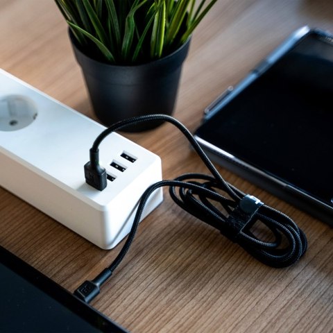 Green Cell Ray - Kabel Przewód USB - USB-C 120cm z zielonym podświetleniem LED i obsługą szybkiego ładowania Ultra Charge, QC 3. Green Cell Ray - Kabel Przewód USB - USB-C 120cm z zielonym podświetleniem LED i obsługą szybkiego ładowania Ultra Charge, QC 3.